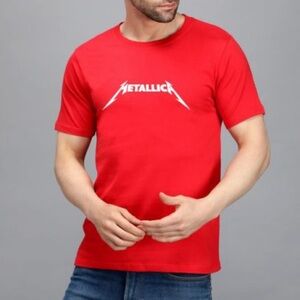 NWOT- Metallica Men’s Heather Red Graphic Tee
